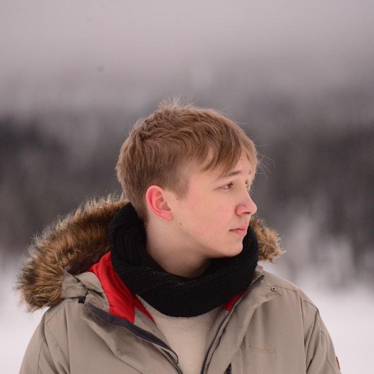 Jordan Lee, Client Relations Director, discussing corporate gifting strategy with business clients